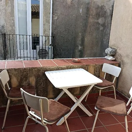 Arthaus-ortigia- 120 Met Apartment *