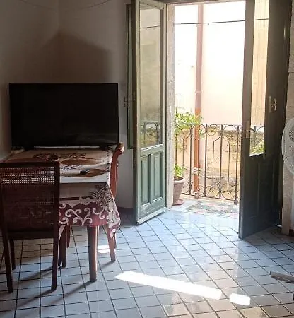 Arthaus-ortigia- 120 Met Apartment