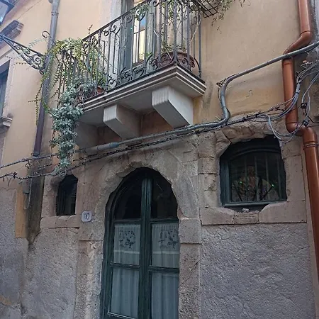 Arthaus-ortigia- 120 Met Apartmán Syracuse