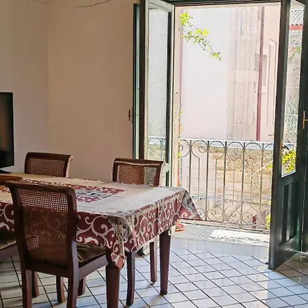 Arthaus-ortigia- 120 Met Appartement *